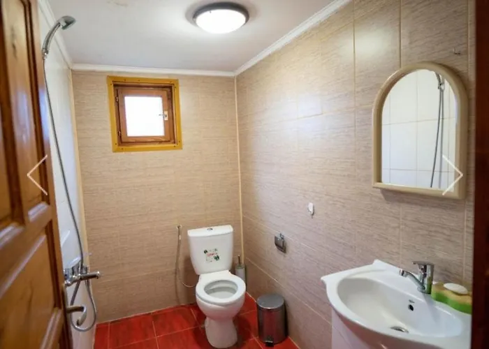 ゲストハウス Къщи За Гости *