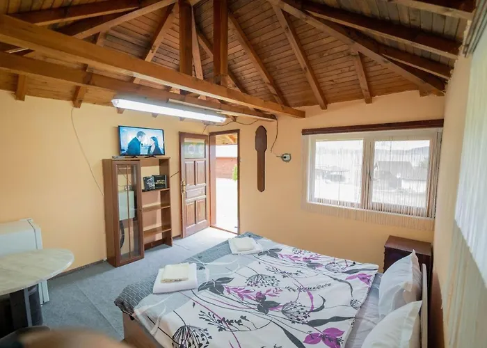 ゲストハウス Къщи За Гости バタク